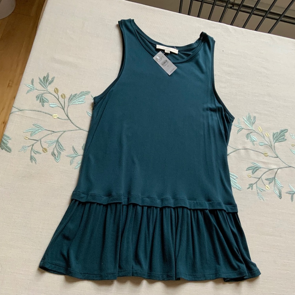 Brand new with tags LOFT WOMENS  sleeveless top $17